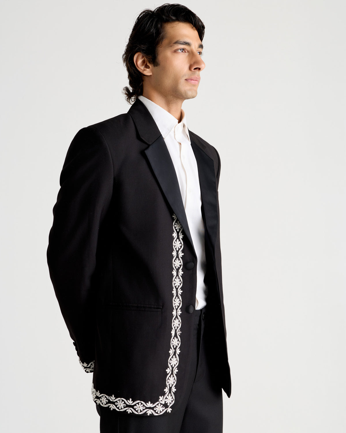 Black Floral Border-Embroidered Peak-Lapel Blazer