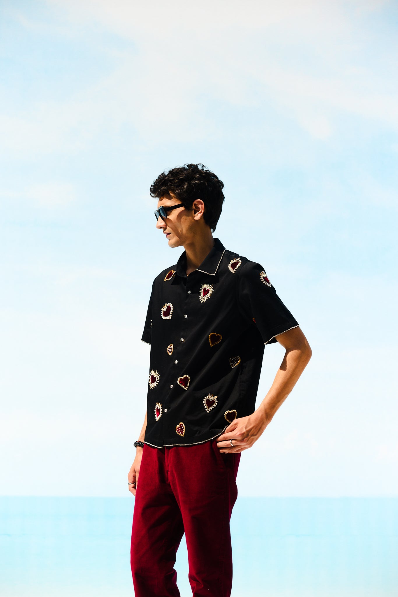 Velvet hearts appliqué shirt- Black