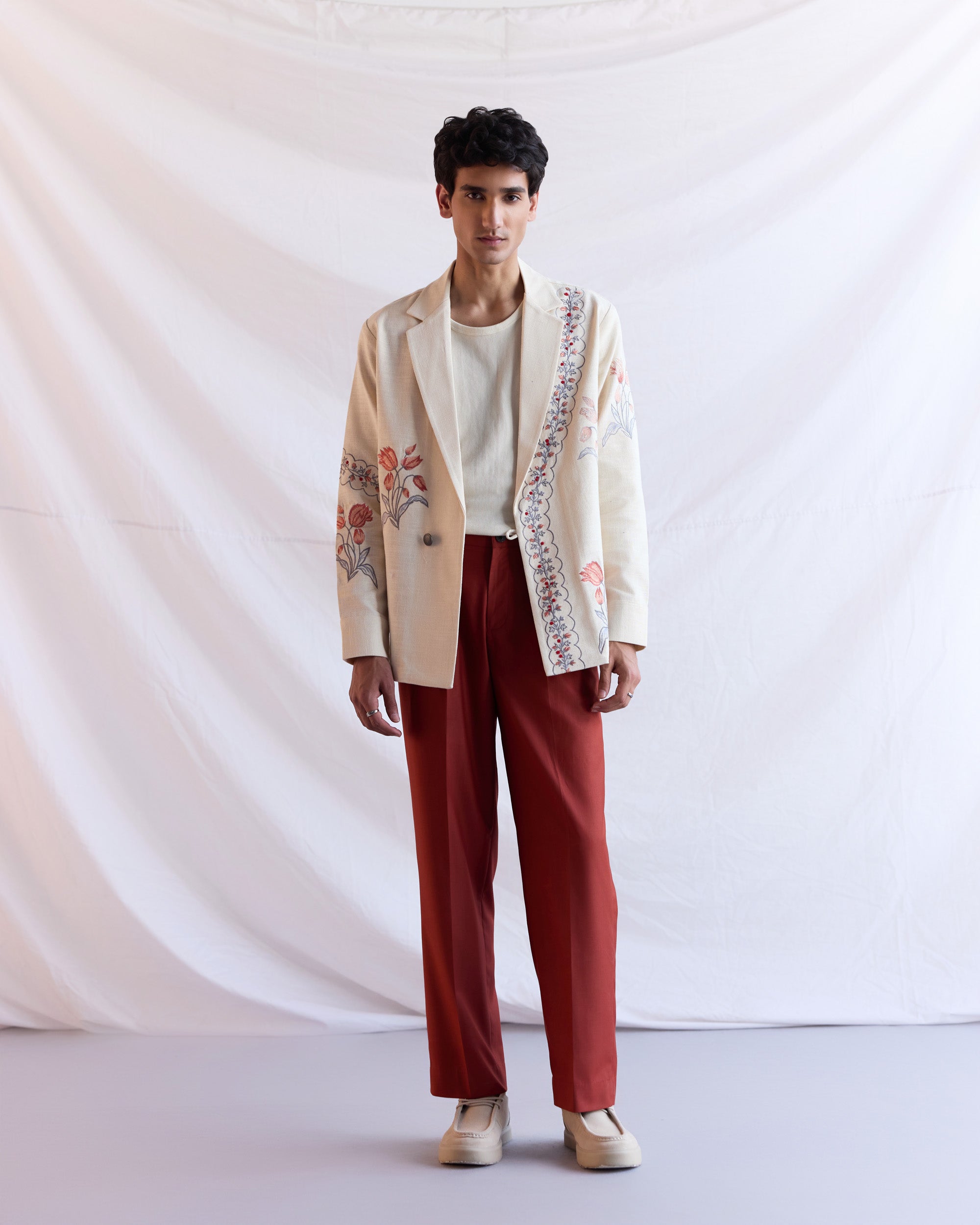 Vintage floral hand embroidered resort blazer