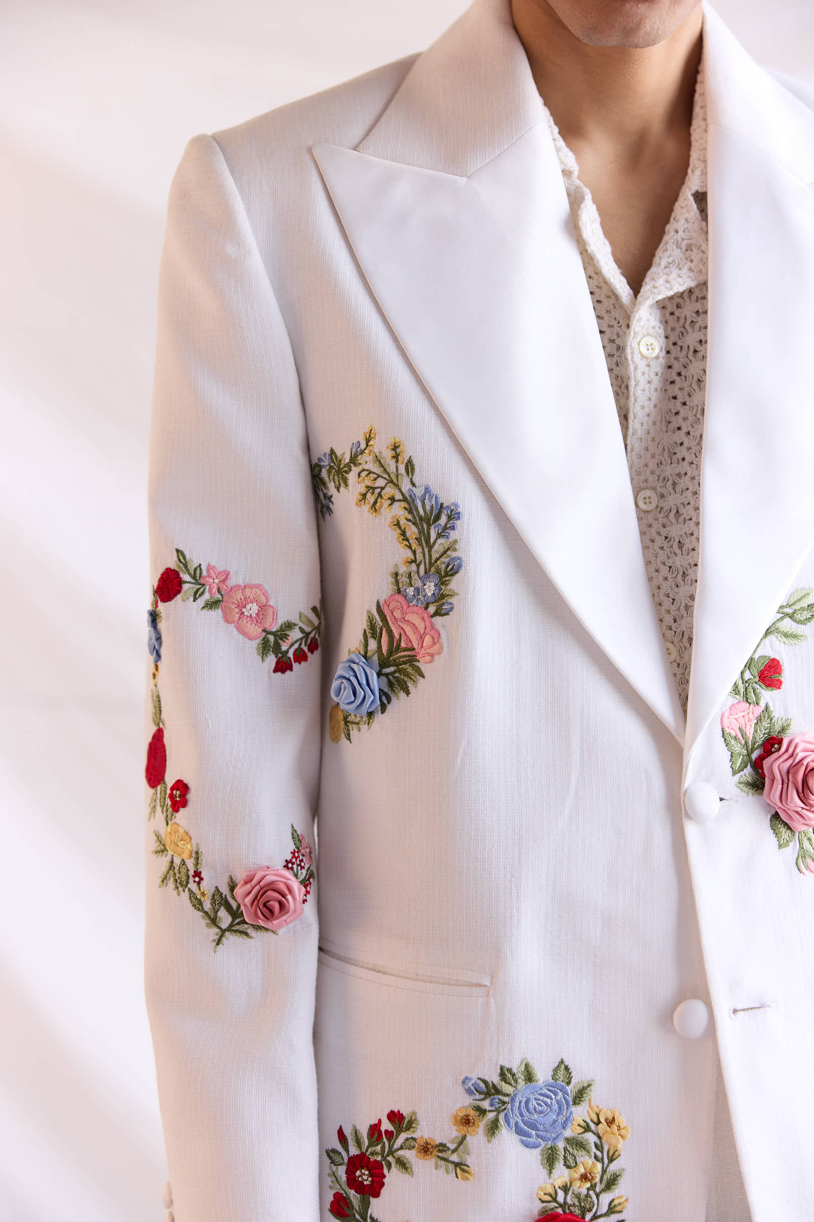 "Le fleur" hand embroidered blazer