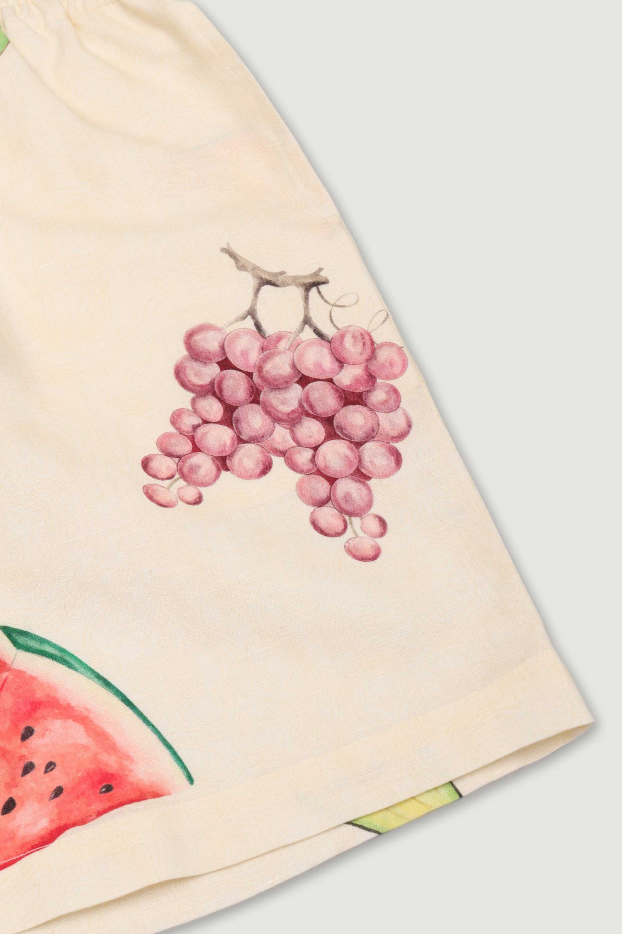 "Le Fruit" shorts