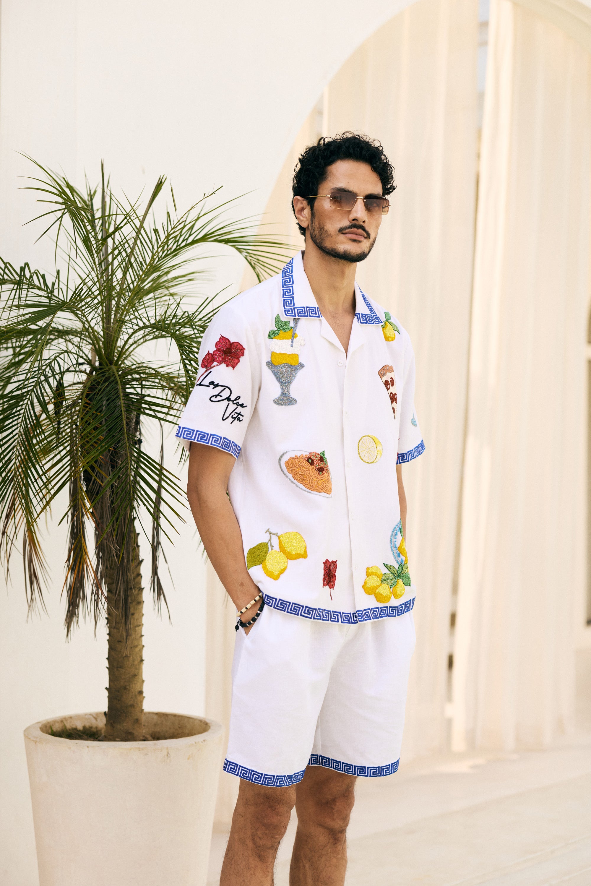 "An Italian Summer" embroidered Shorts