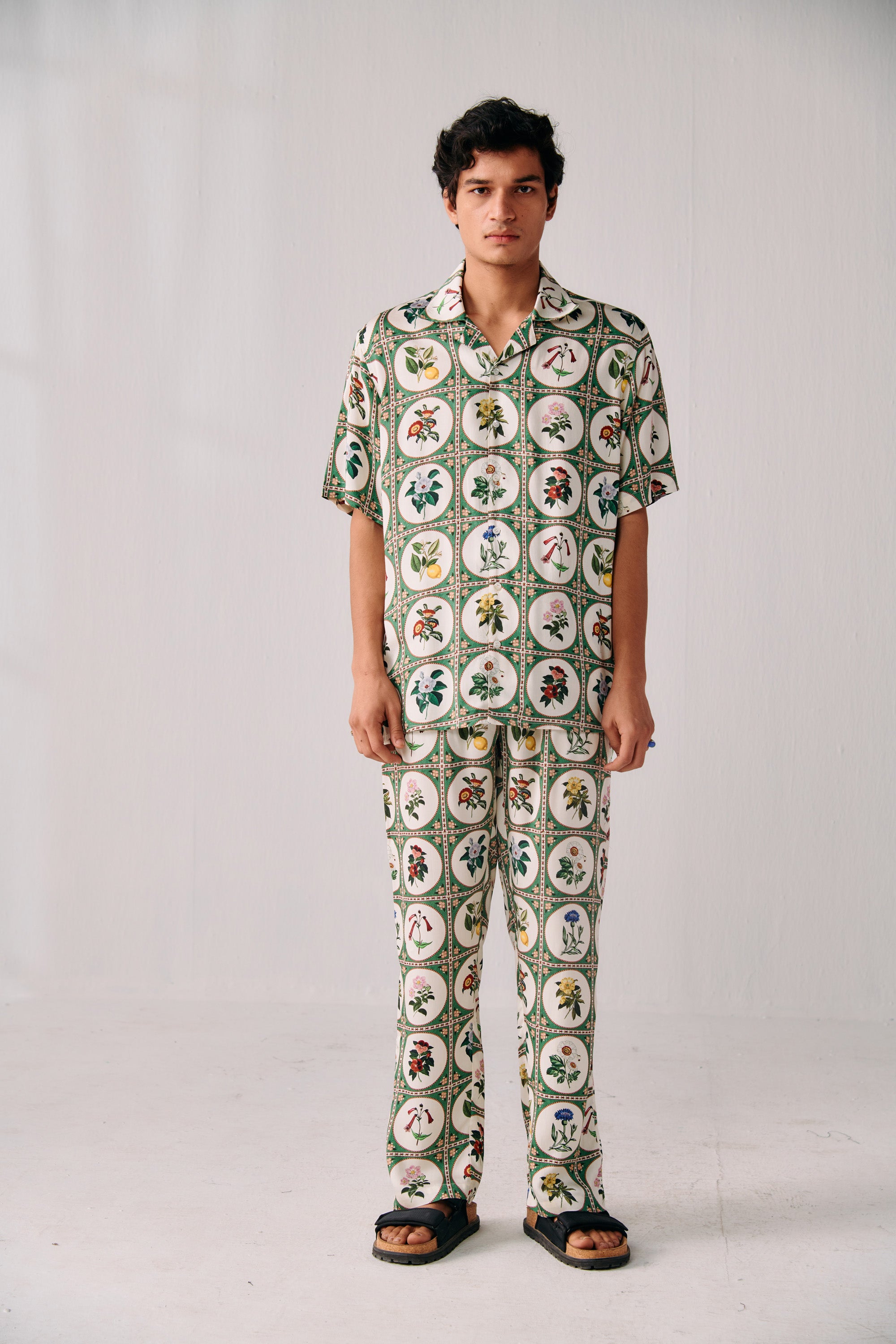Botanical illustrations half sleeves shirt- Green
