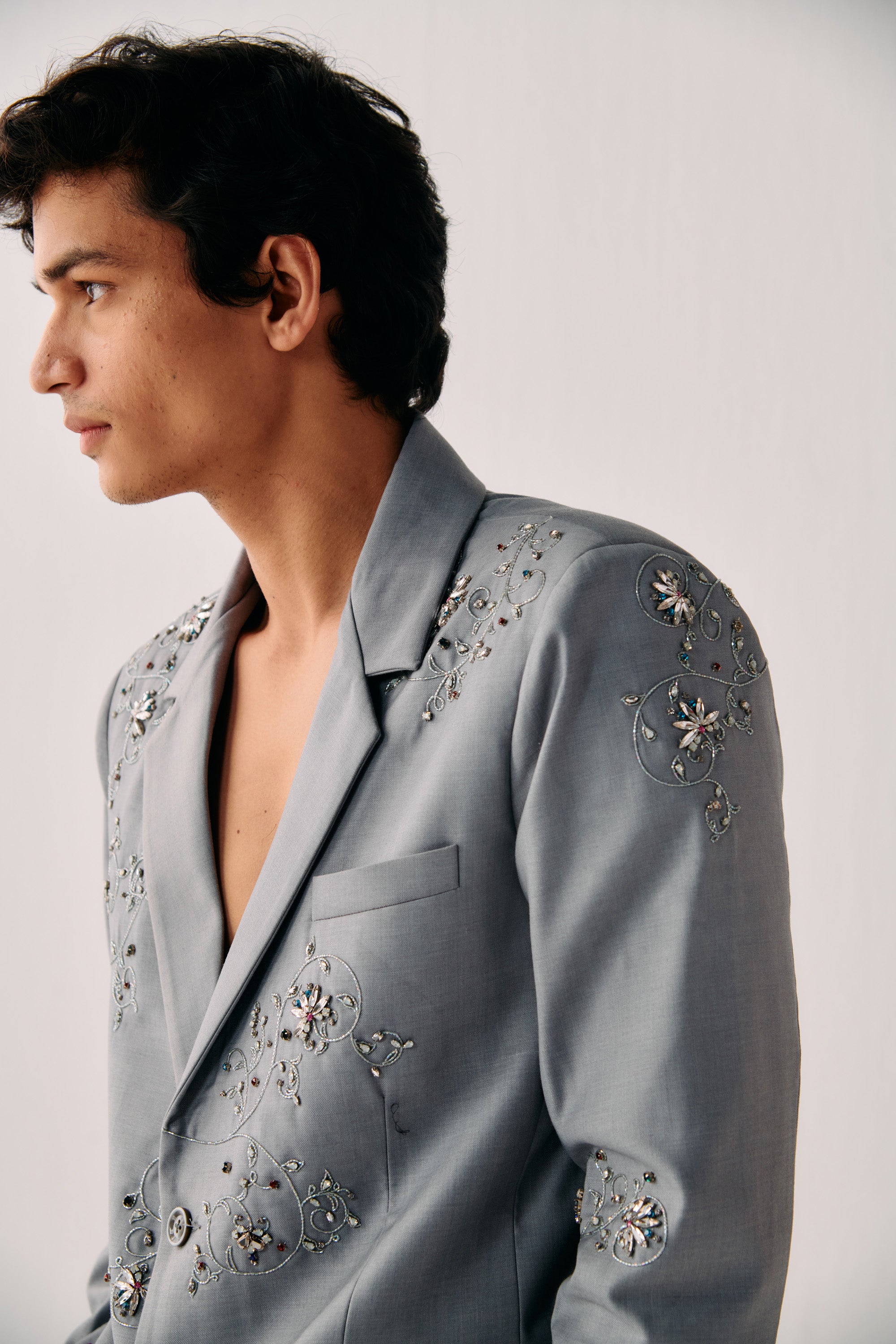 "Le cannes" hand embroidered blazer