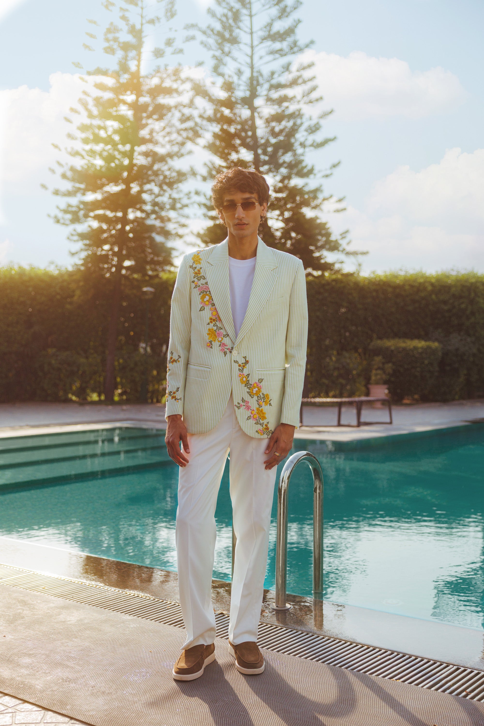 "Gardenia" hand embroidered blazer