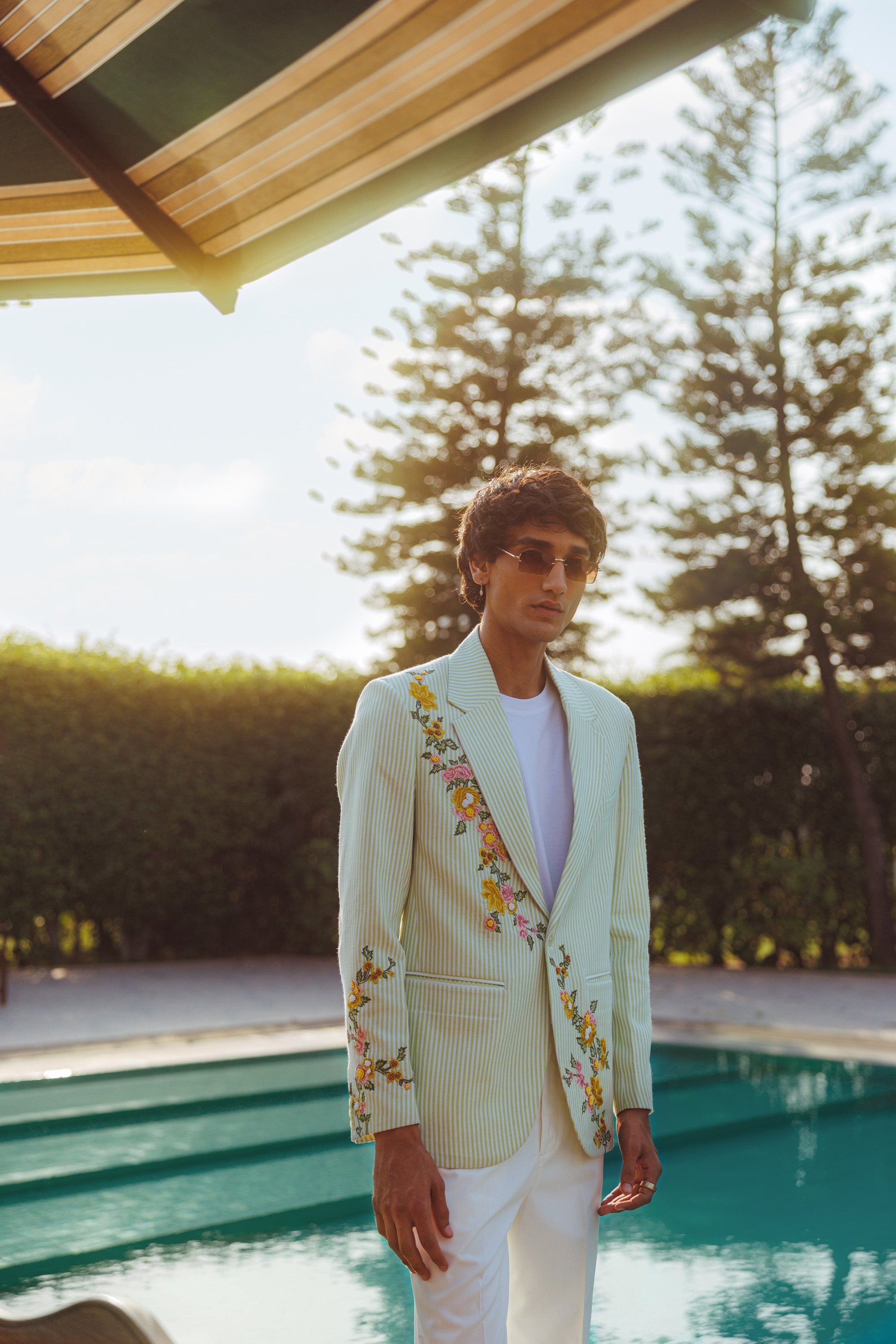 "Gardenia" hand embroidered blazer