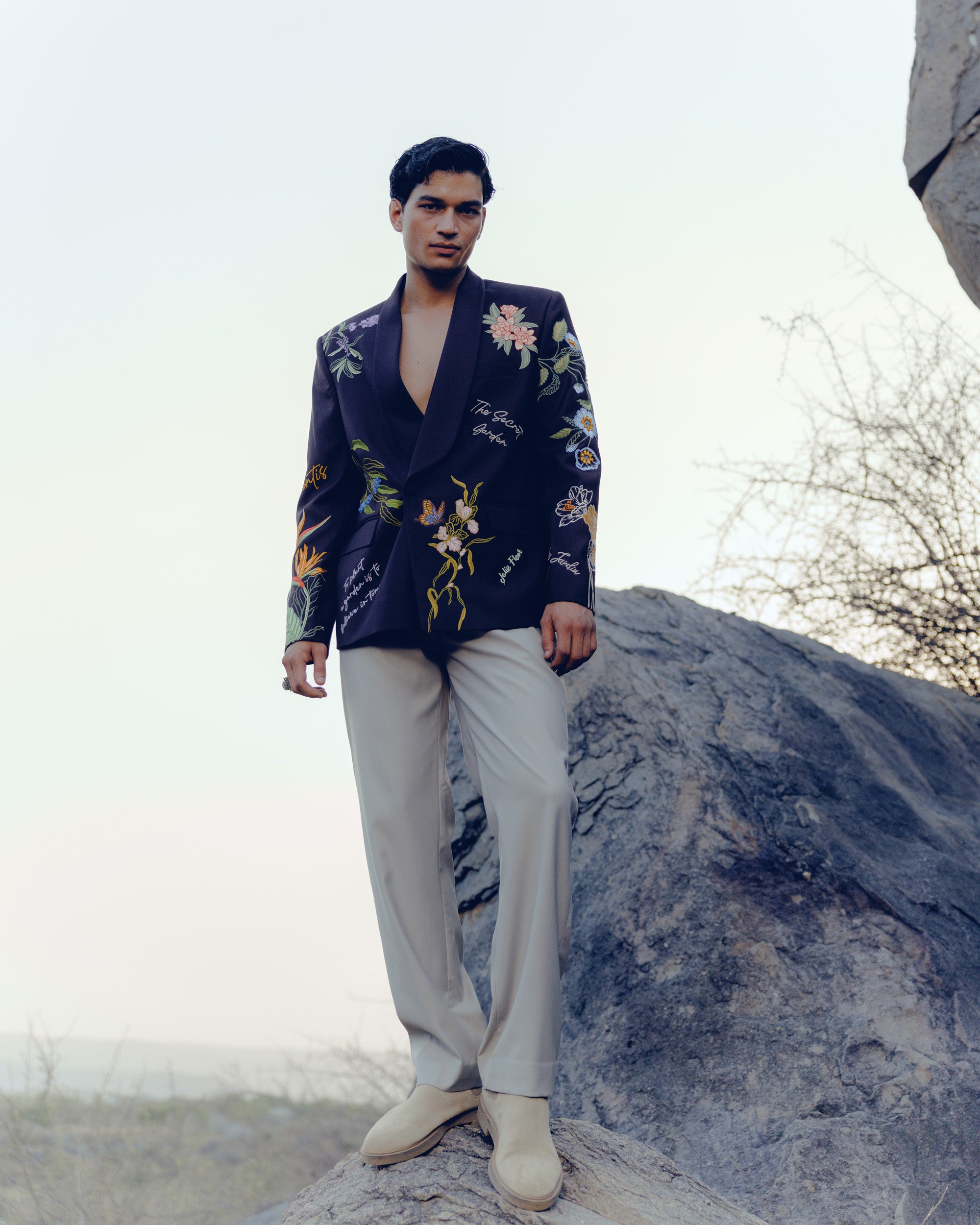 "The secret garden" embroidered casual wedding blazer