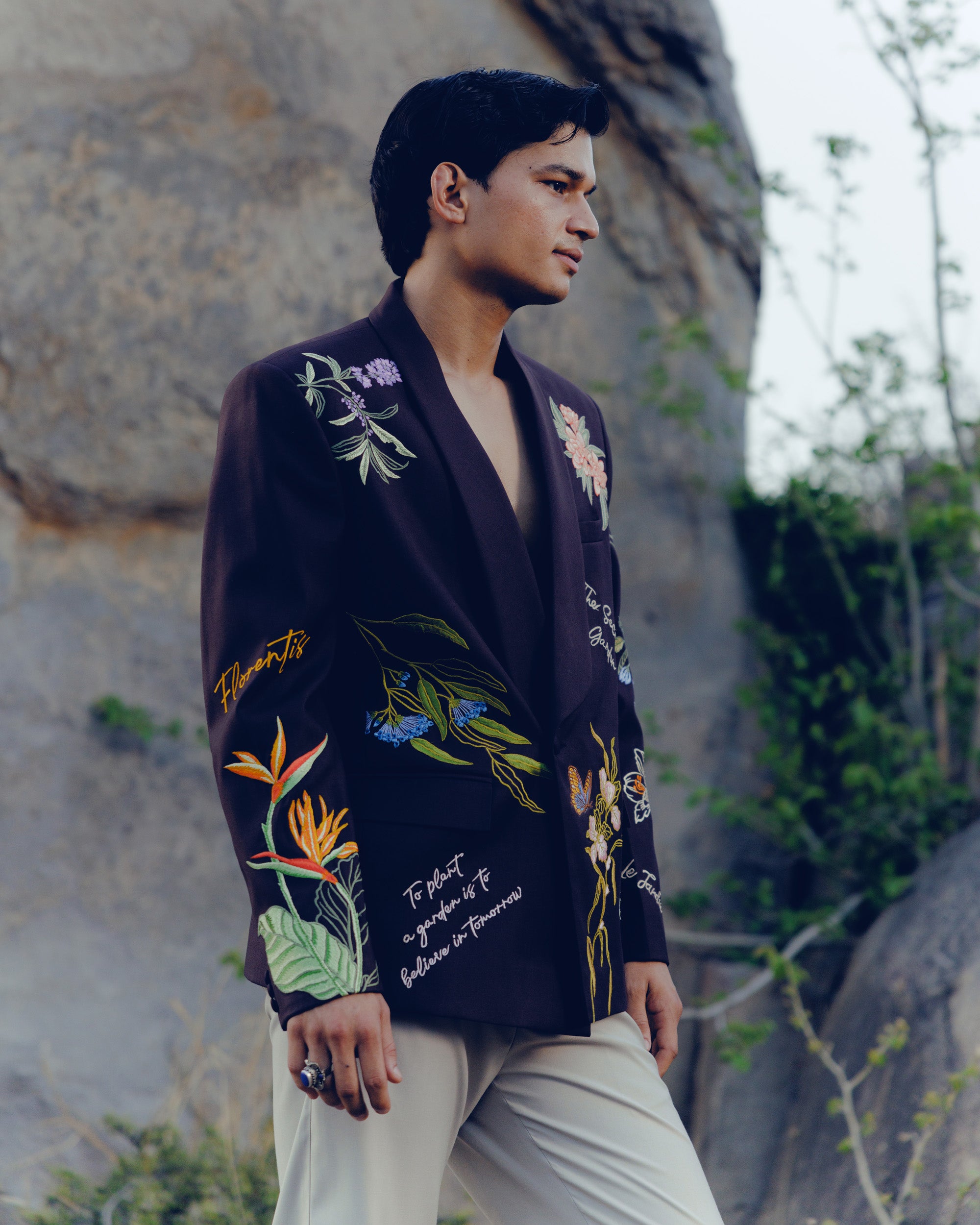 "The secret garden" embroidered casual wedding blazer