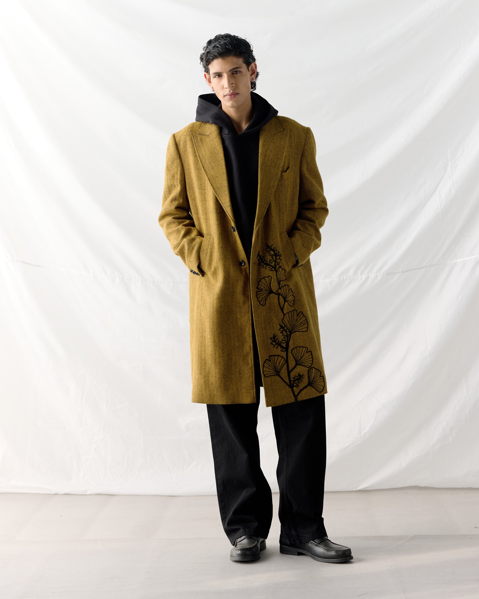 Floral embroidered Wool Overcoat