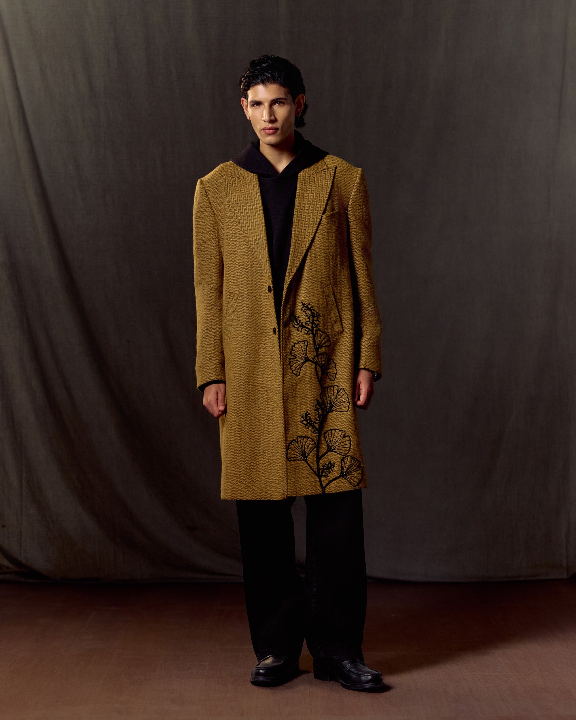 Floral embroidered Wool Overcoat