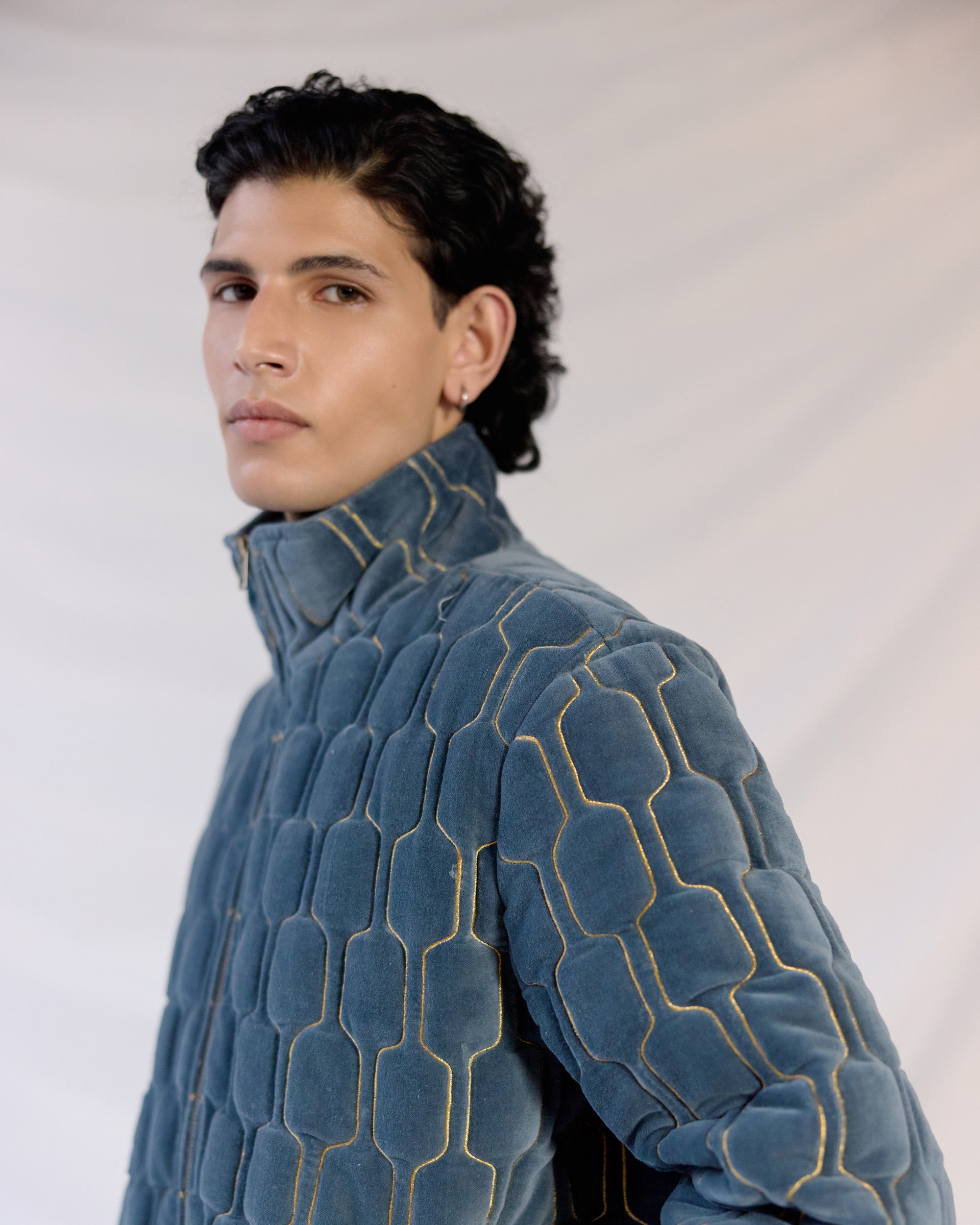 Geo-Quilted Velvet Jacket – Ice blue
