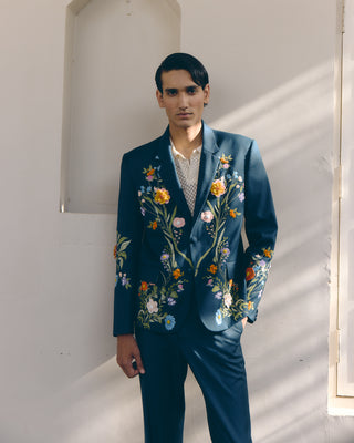 "Le jardin" hand embroidered blazer