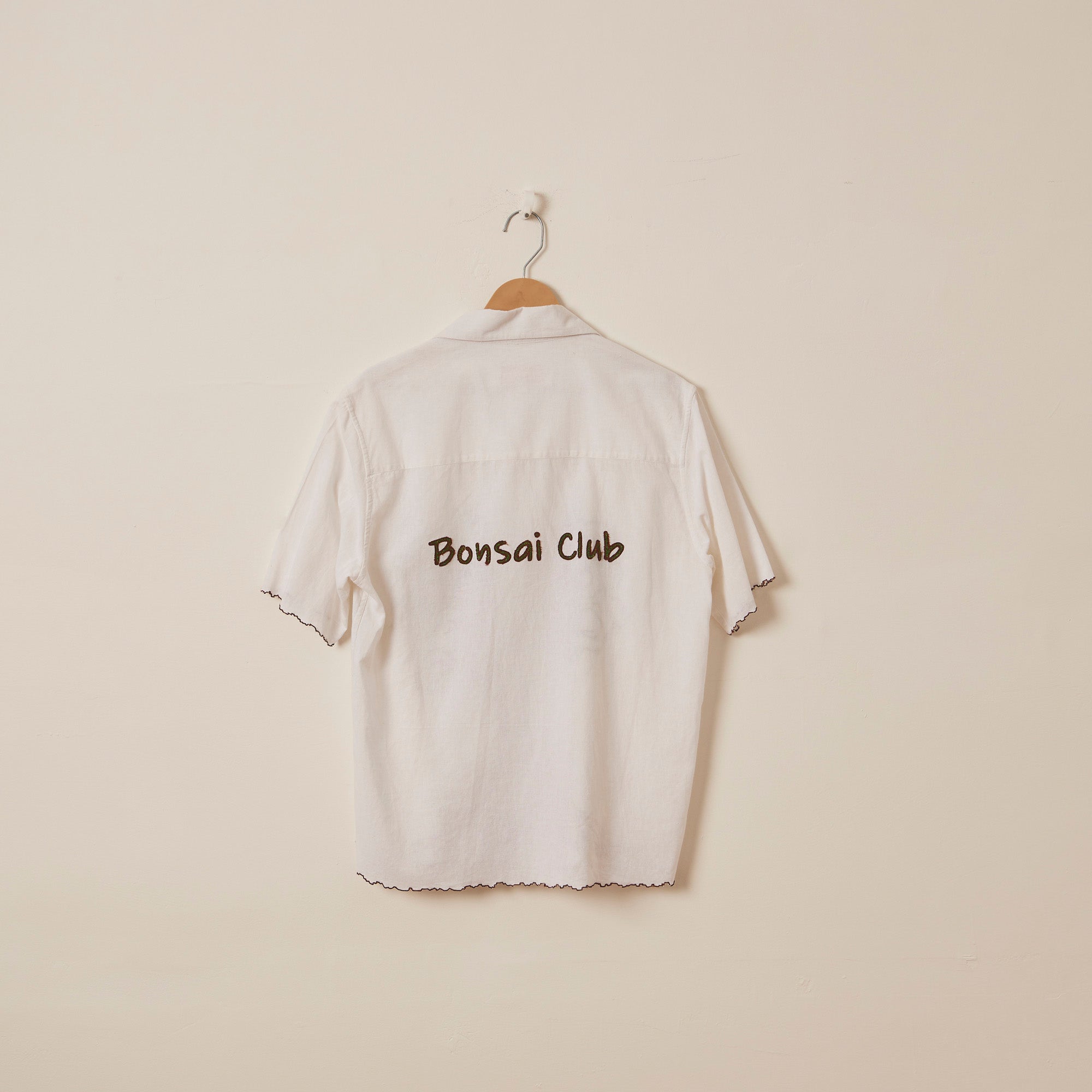 "Bonsai club" embroidered shirt