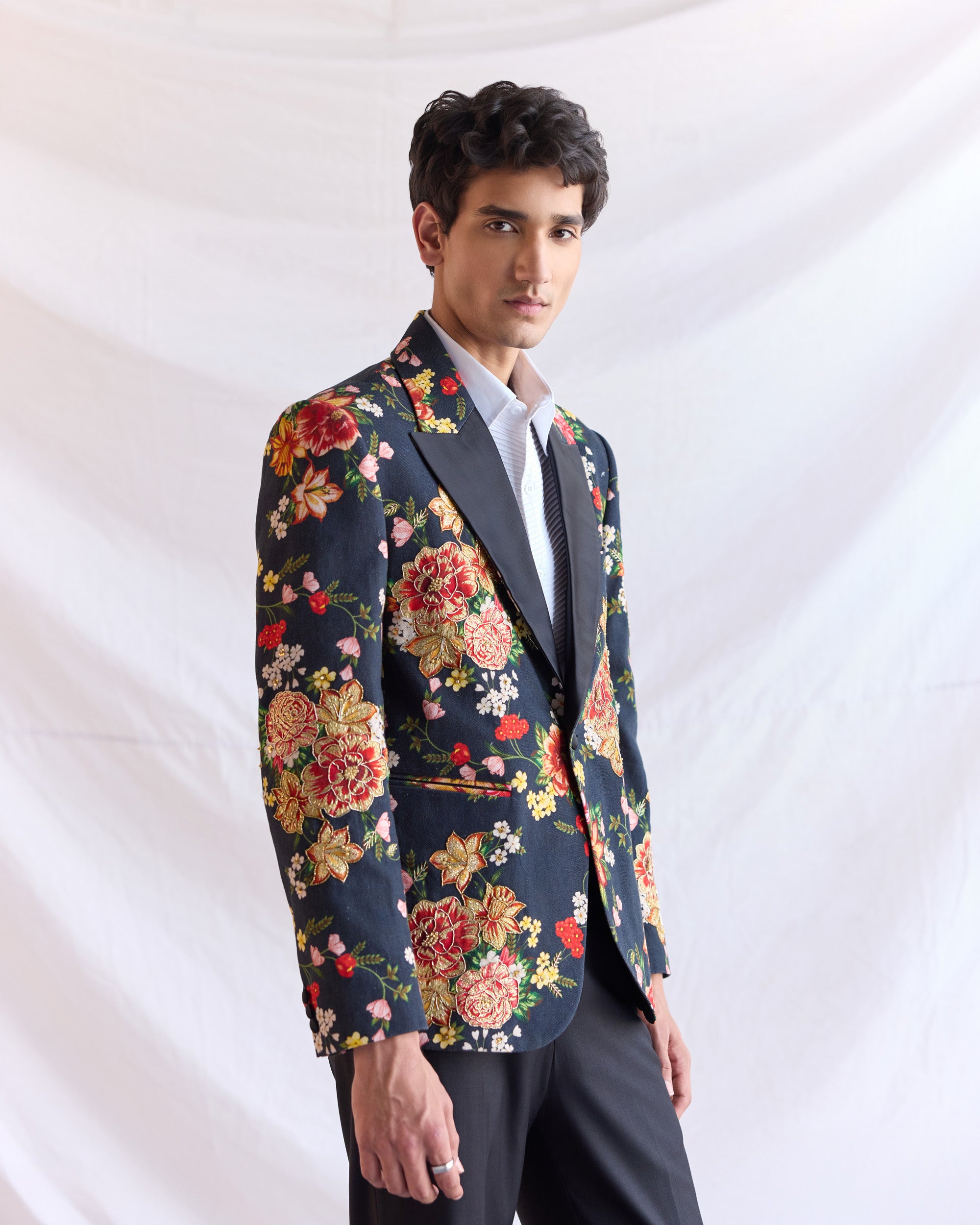 "Vintage victorian" hand embroidered blazer