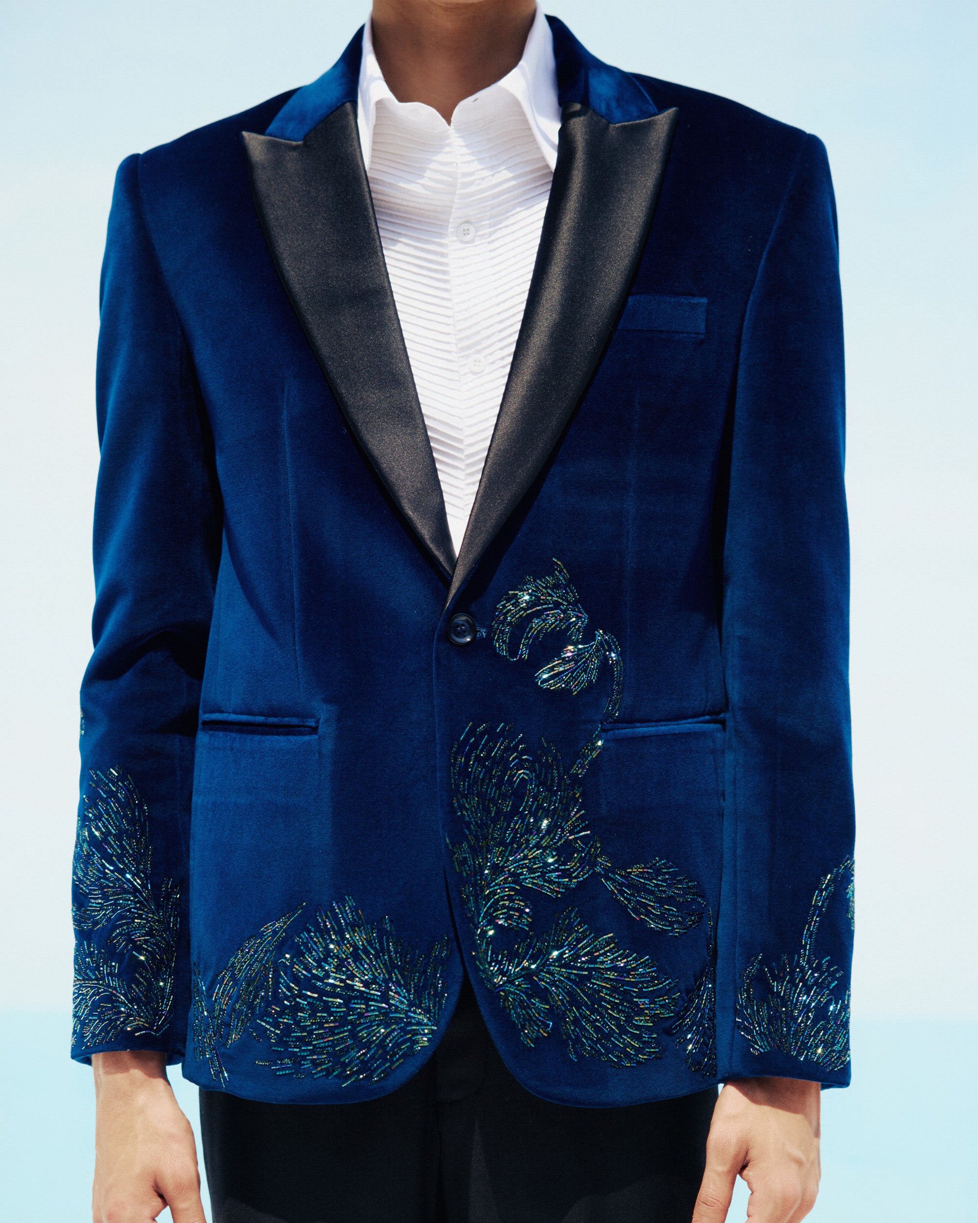 "Le Bahamas" hand embroidered blazer