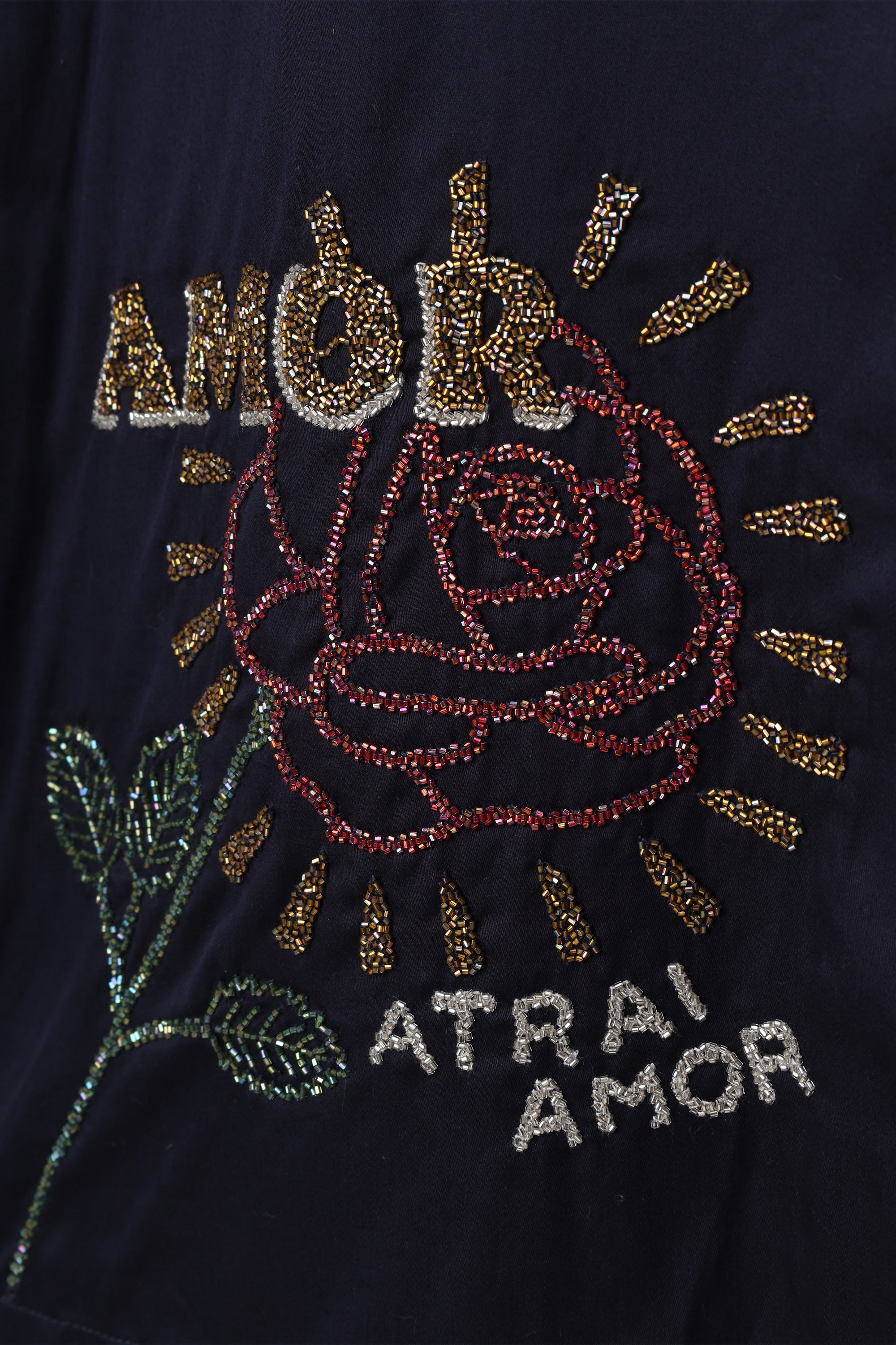 "Attrai Amor" hand embroidered shirt