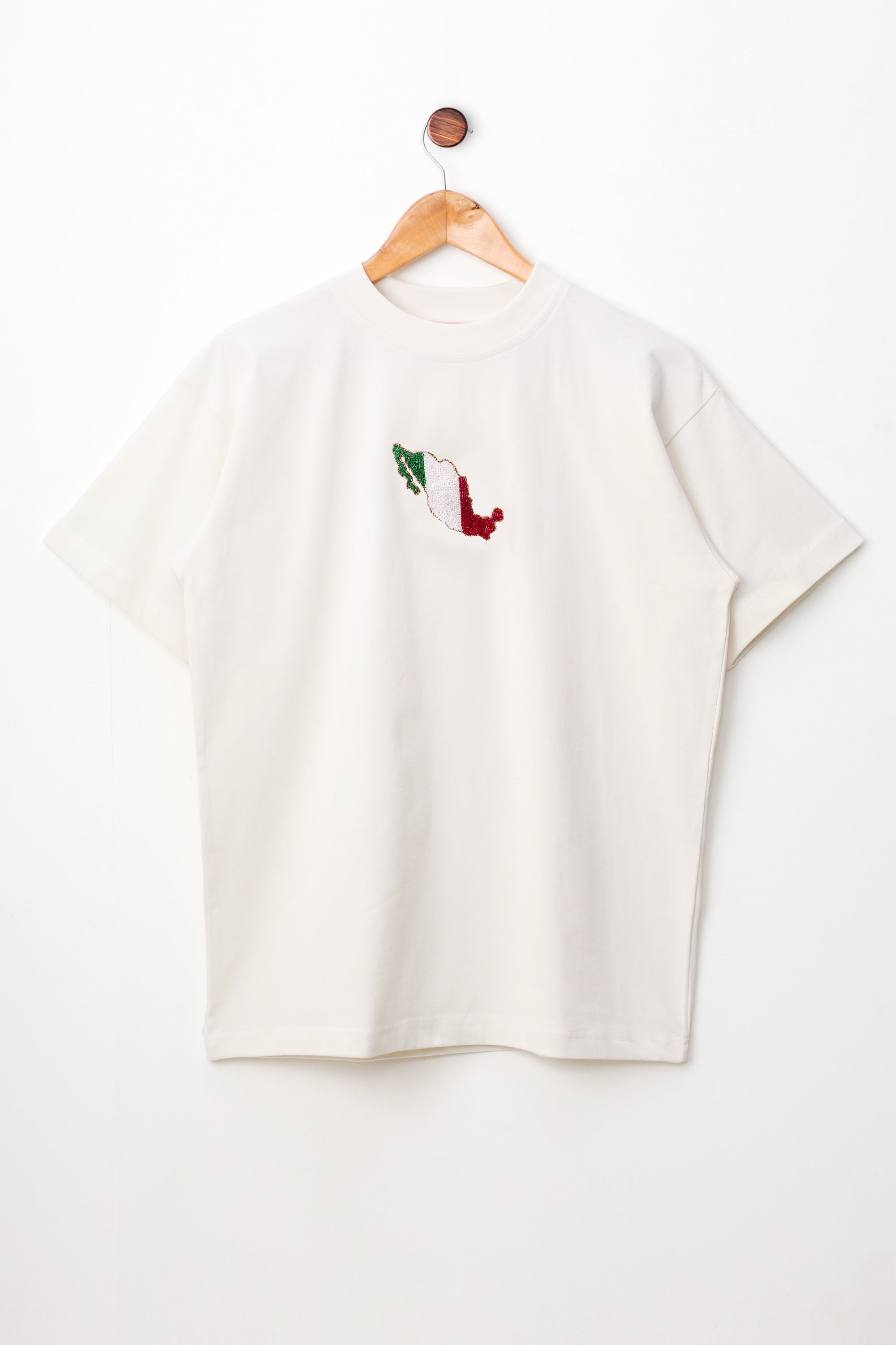 "Le Mexico 2026" hand embroidered T-Shirt