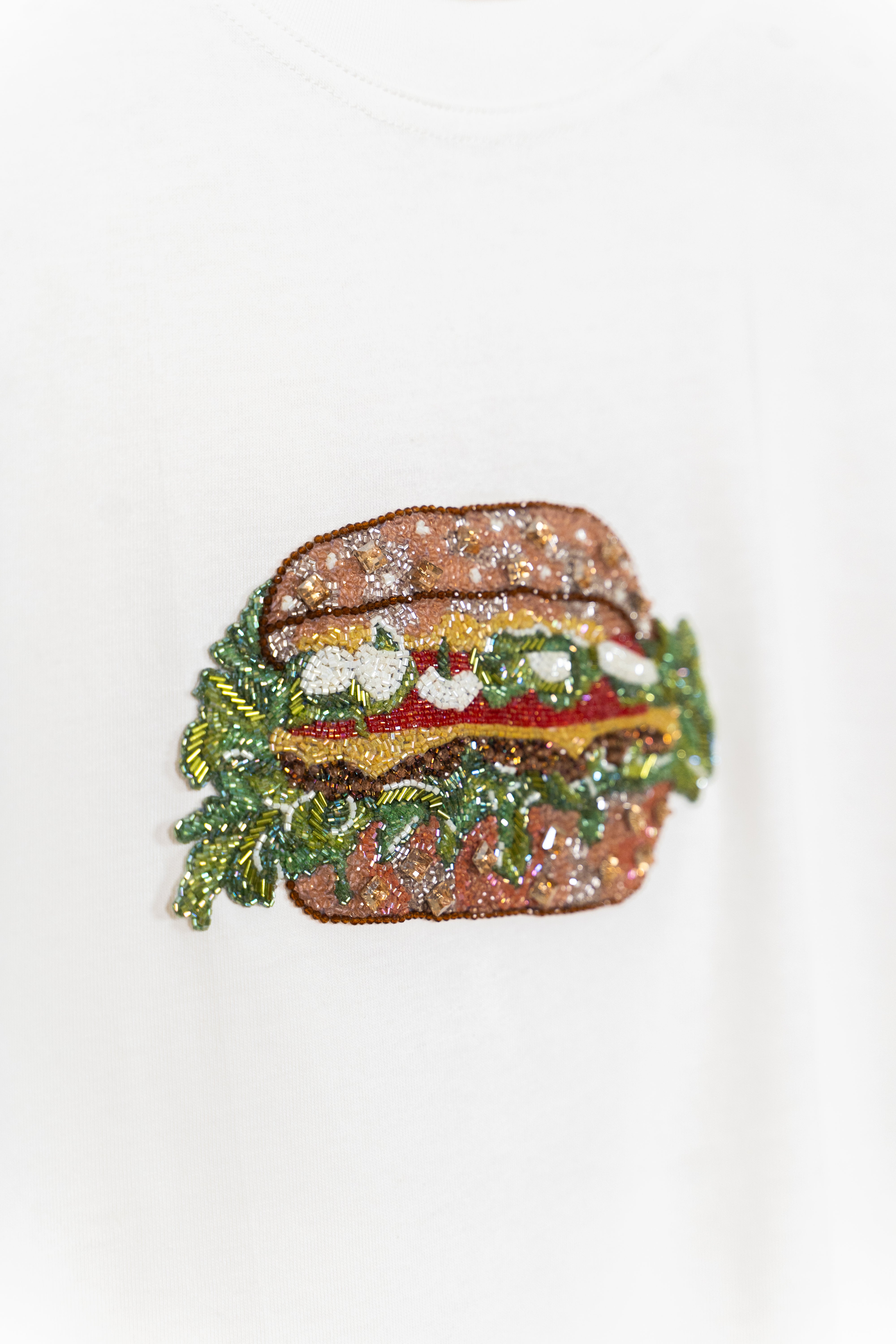 "Le Burger" hand embroidered T-Shirt
