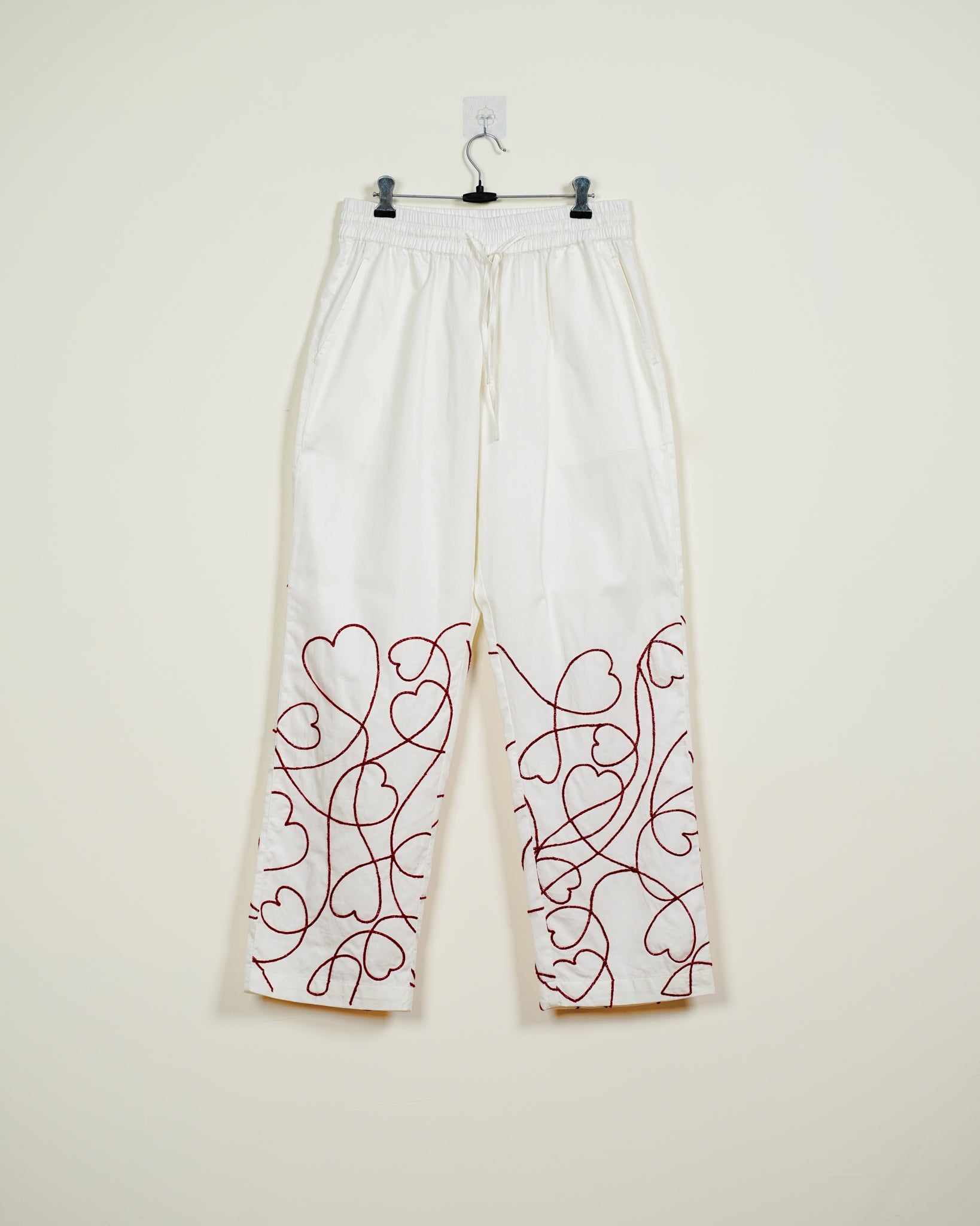 "Love scribbles" embroidered lounge pants