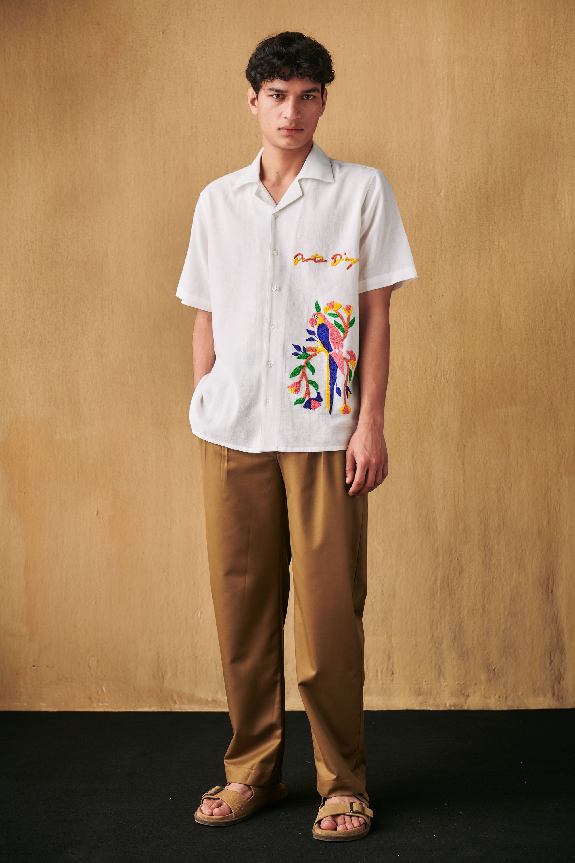 Macaw embroidered shirt