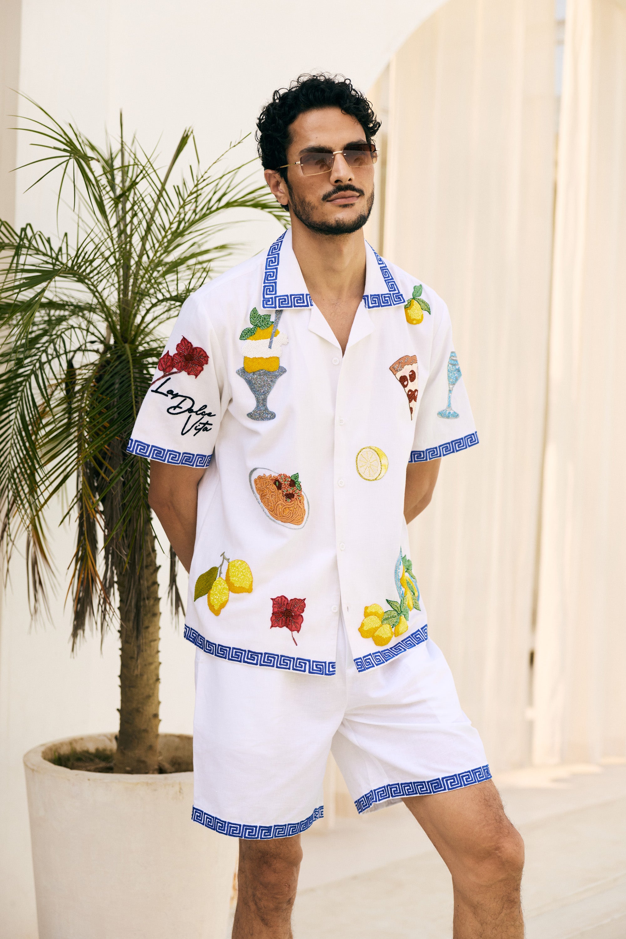 "An Italian Summer" embroidered Shorts