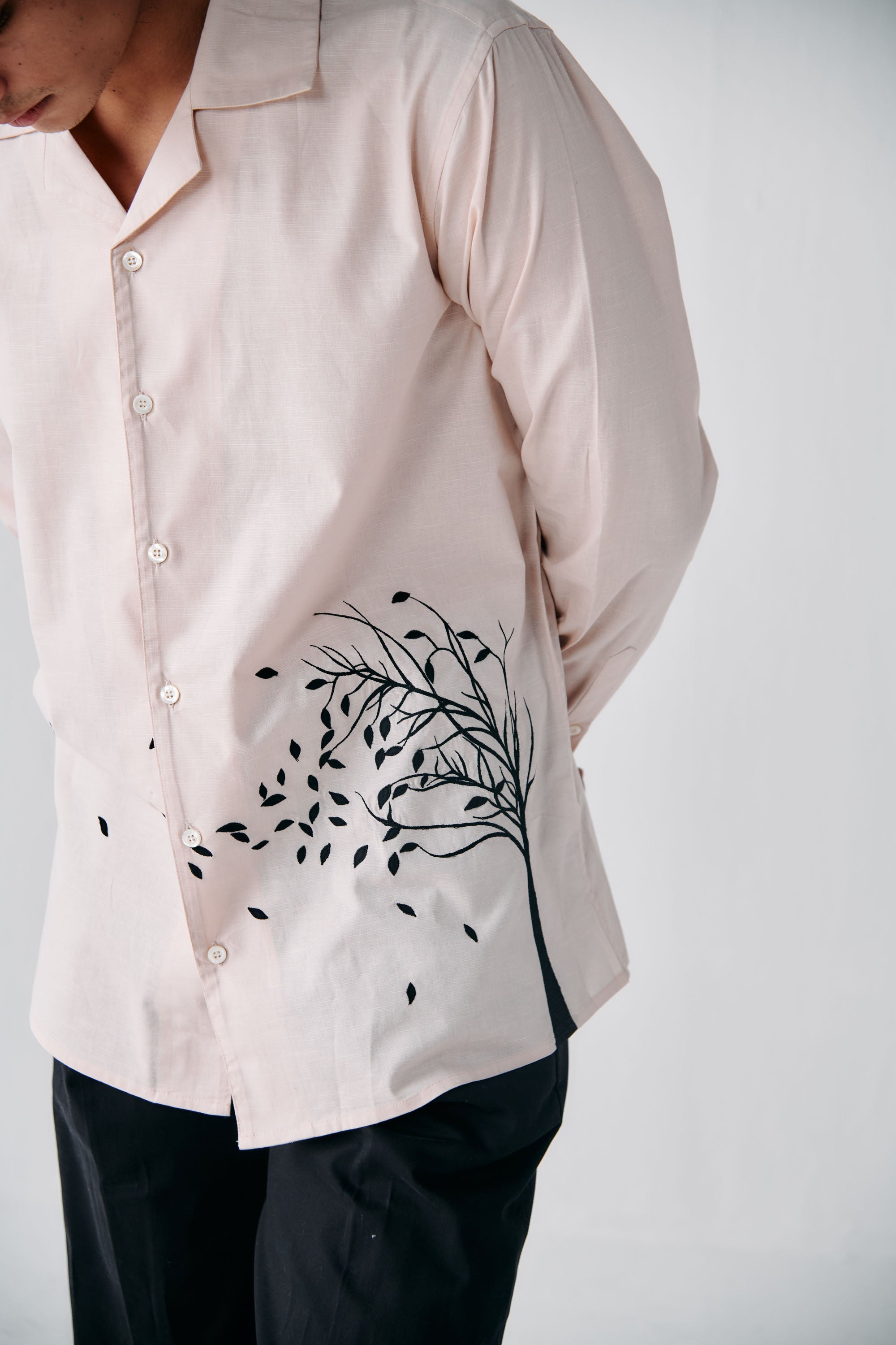 "A fall evening" appliqué shirt