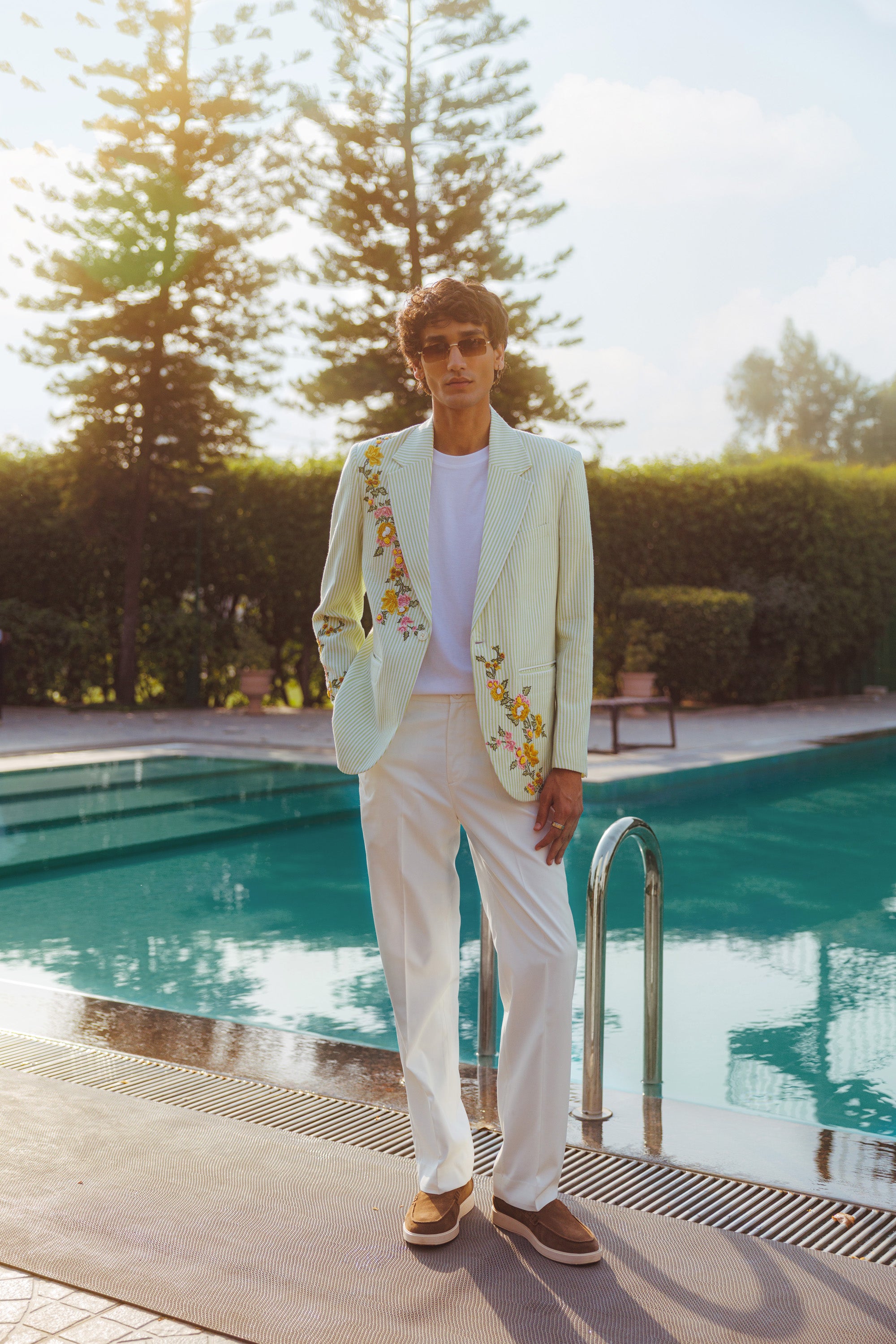 "Gardenia" hand embroidered blazer