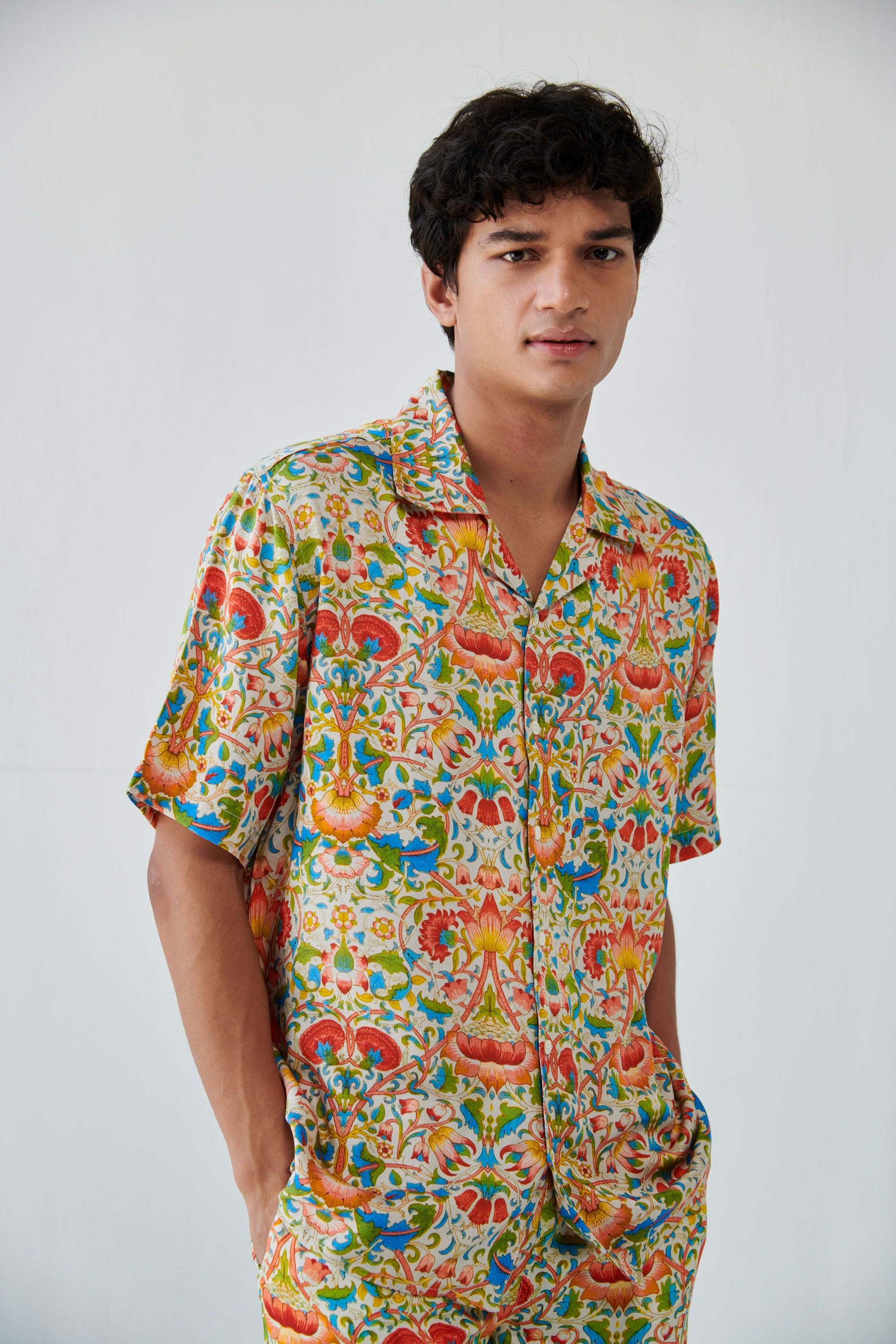 "Le voyage" Half Sleeve shirt