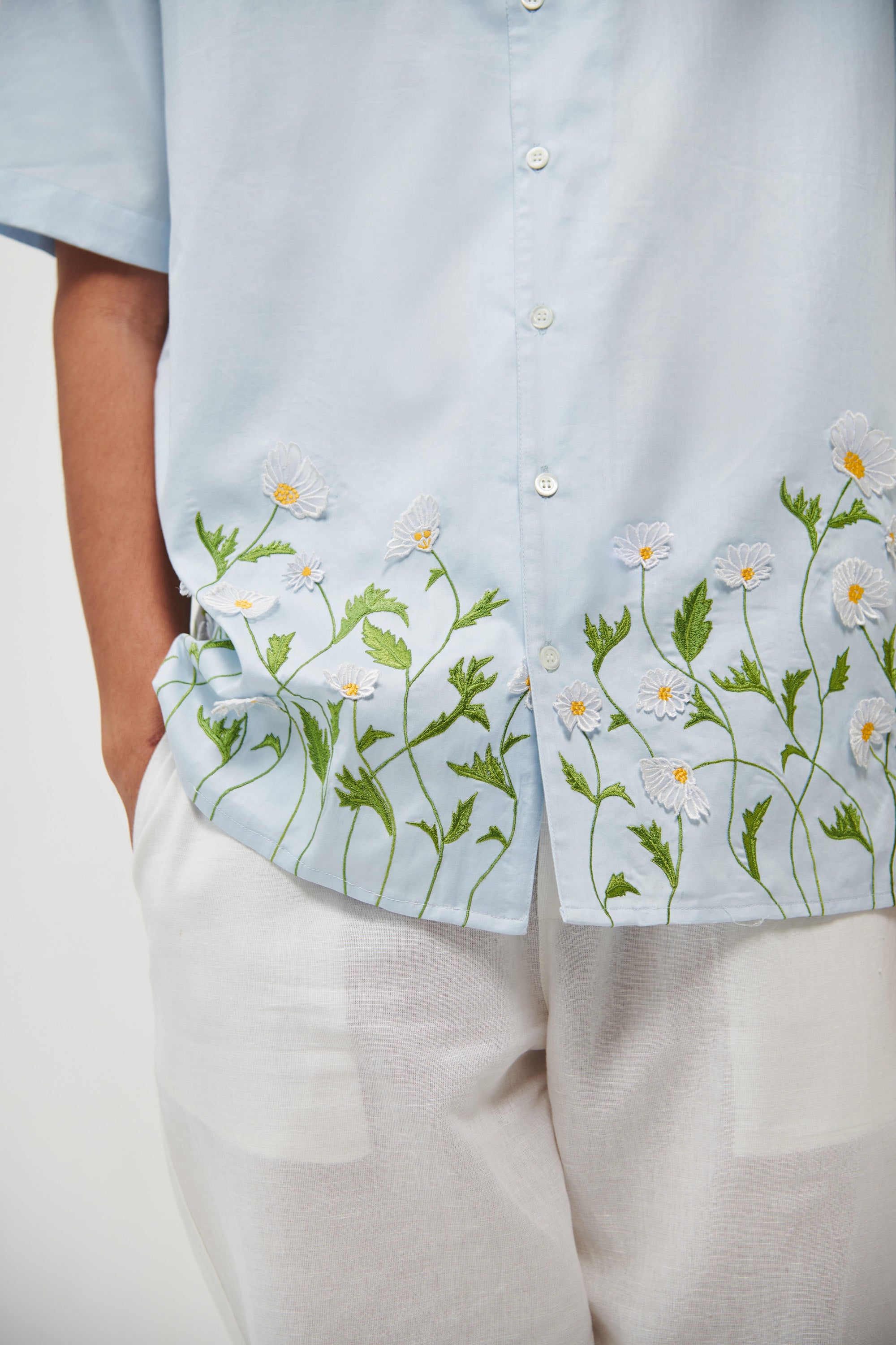"Daisy fields" appliquè  shirt- Baby Blue