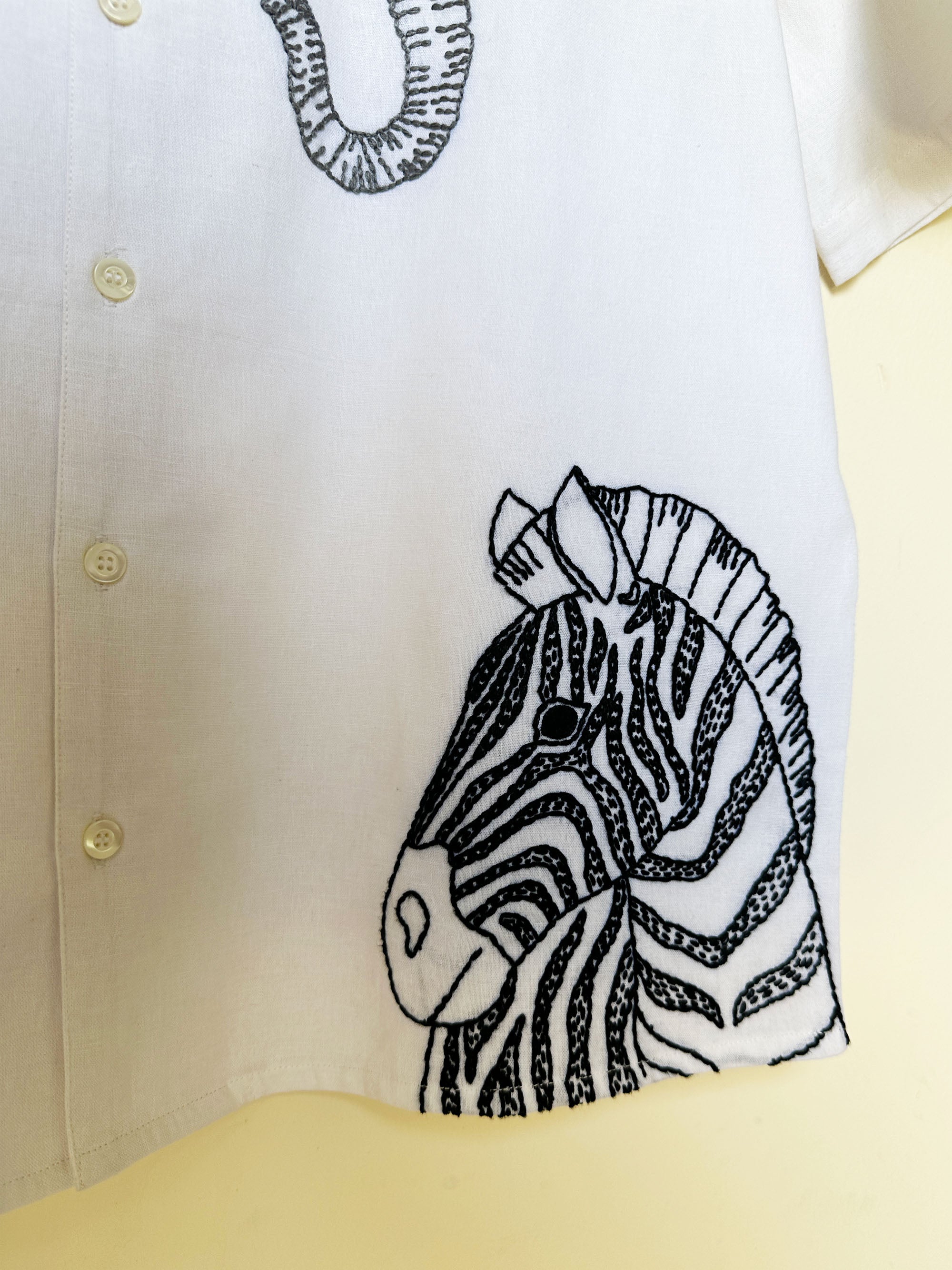 “Le savanna” hand embroidered shirt