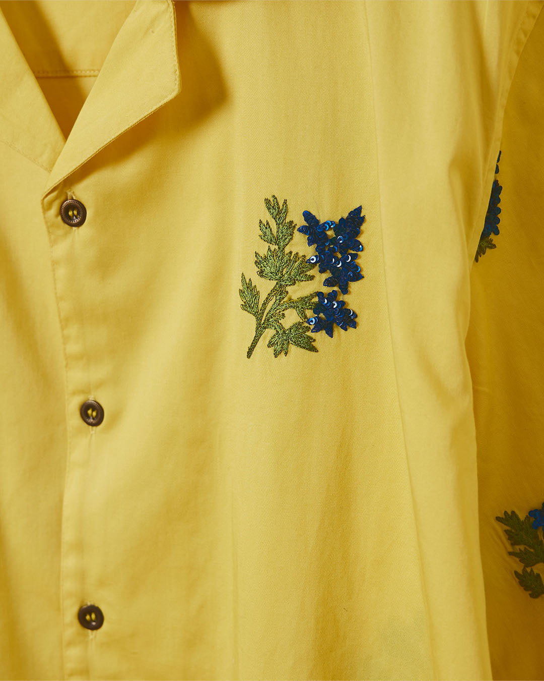 Floral sequins embroidered shirt